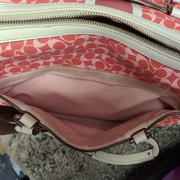 Coach Pink and Cream Tote Bag - Picture 7 of 12